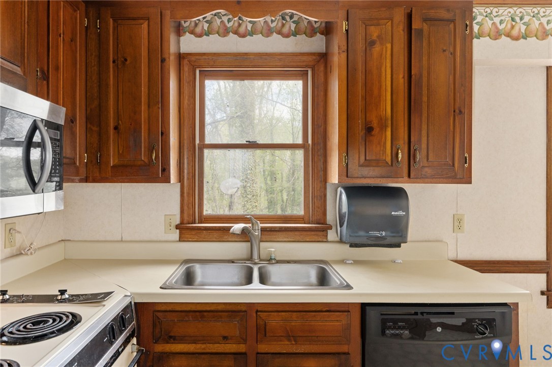 3354 Medway Ln