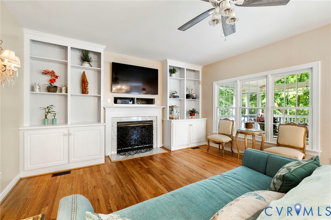 3614 Rivermist Ct