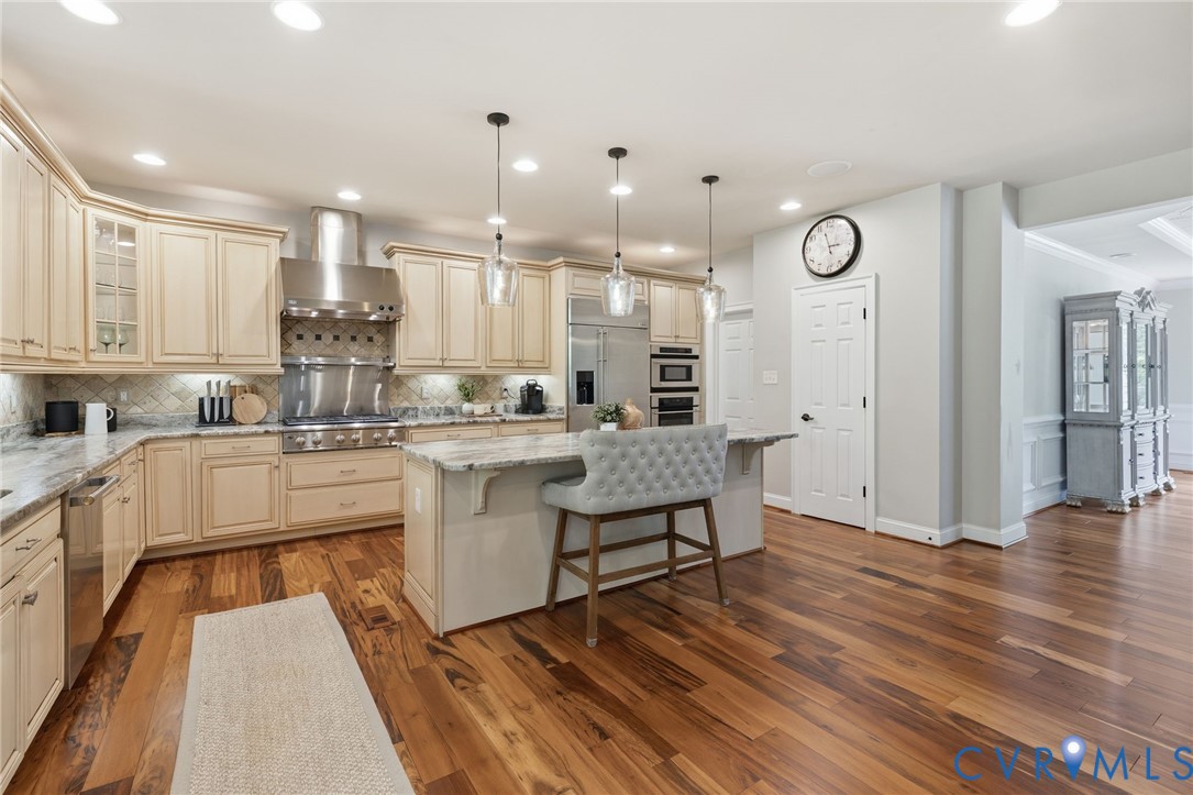 4413 Wilcot Dr