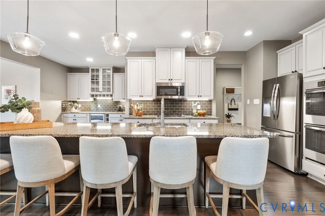 3707 Merrington View