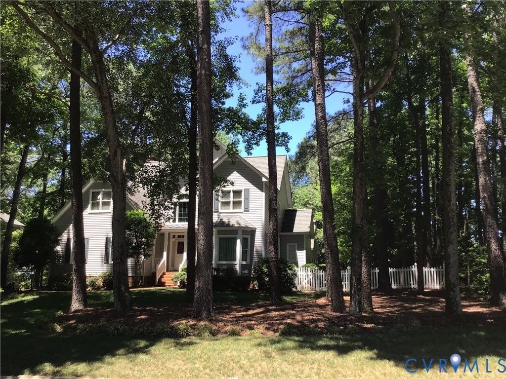 2312 Victoria Crossing Ln