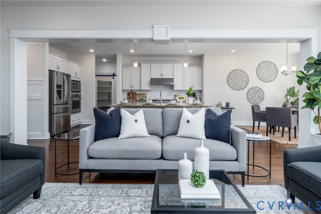 2219 Hannington Mews