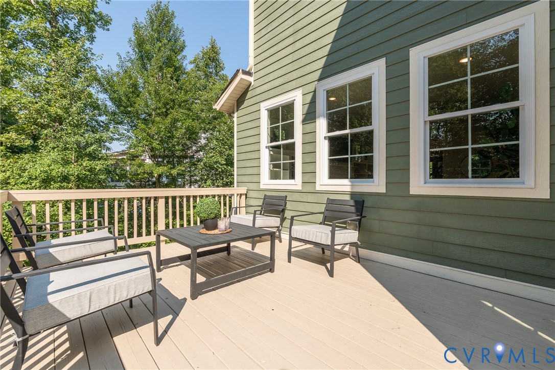 2219 Hannington Mews