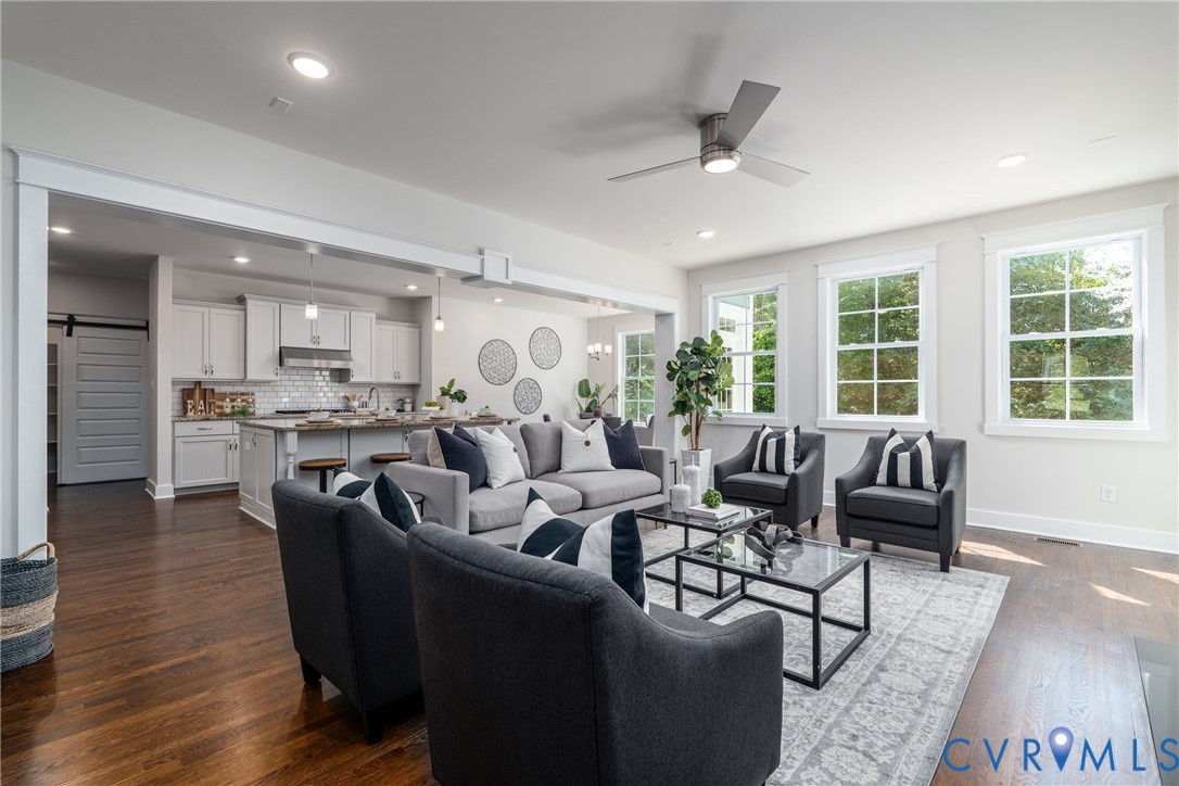 2219 Hannington Mews