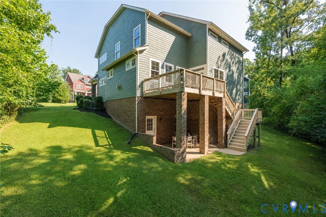 2219 Hannington Mews
