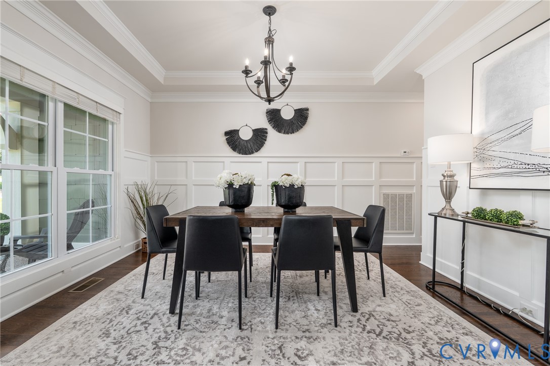 2219 Hannington Mews