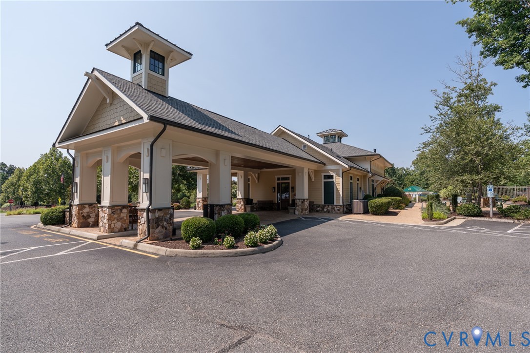 2219 Hannington Mews