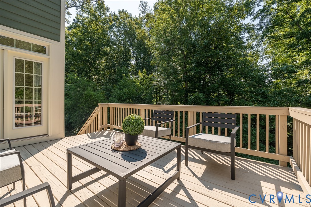 2219 Hannington Mews