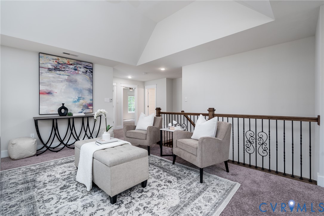 2219 Hannington Mews