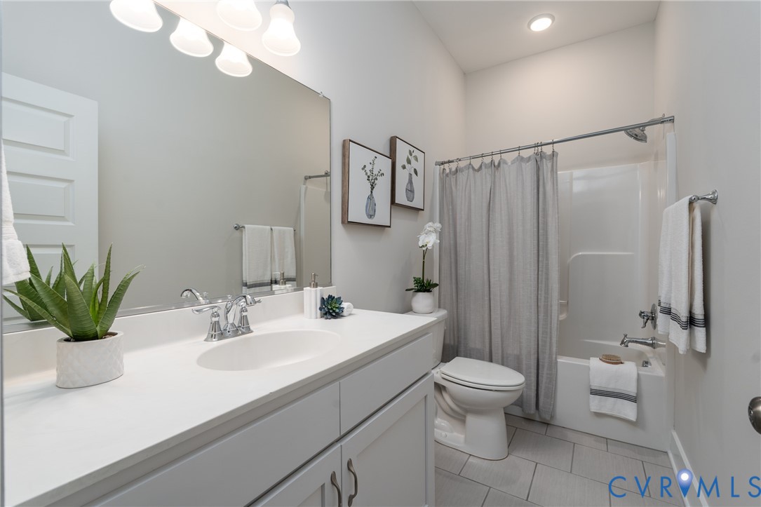 2219 Hannington Mews