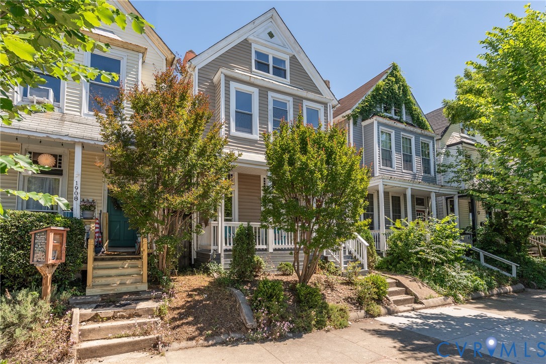 1906 W Main St