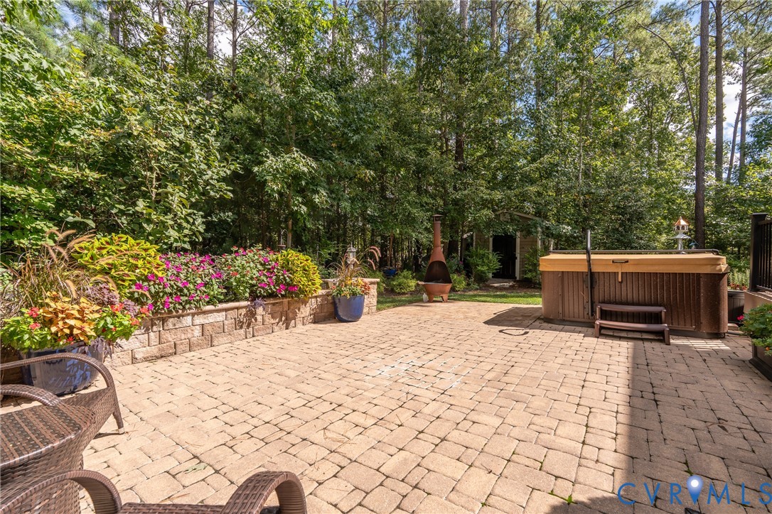 15412 Greenley Pl