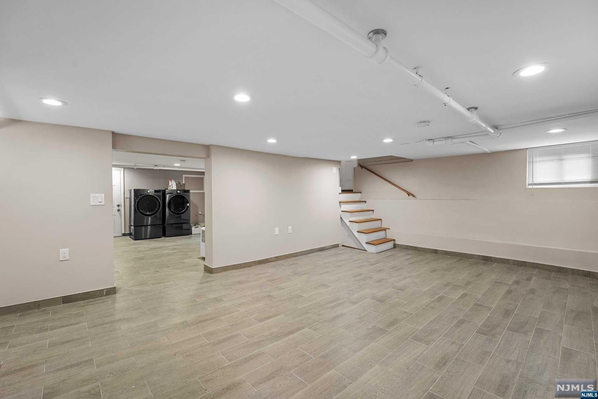 71 Elm Place