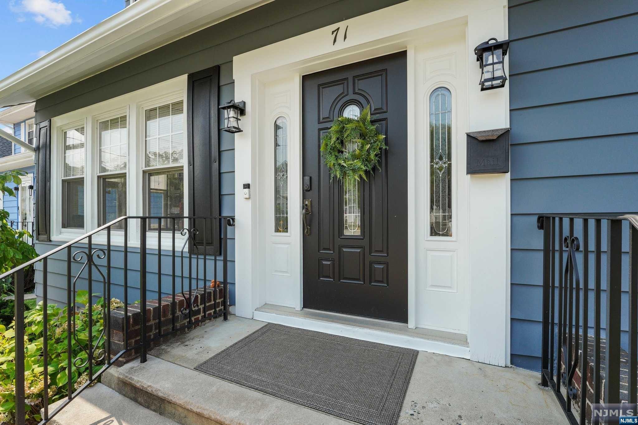 71 Elm Place