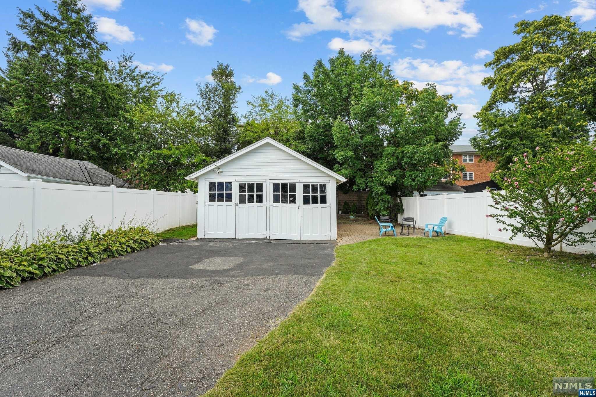 71 Elm Place