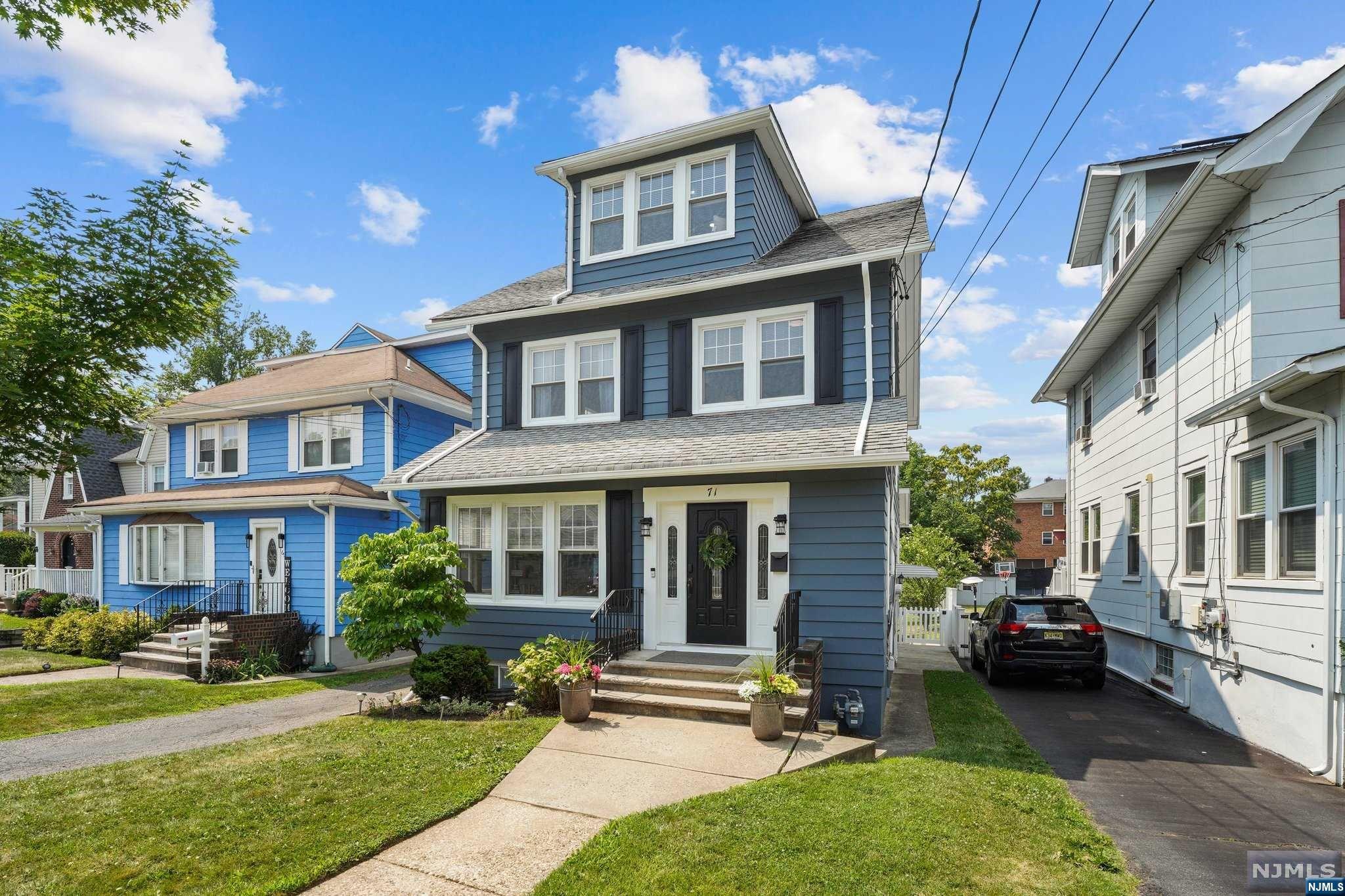 71 Elm Place