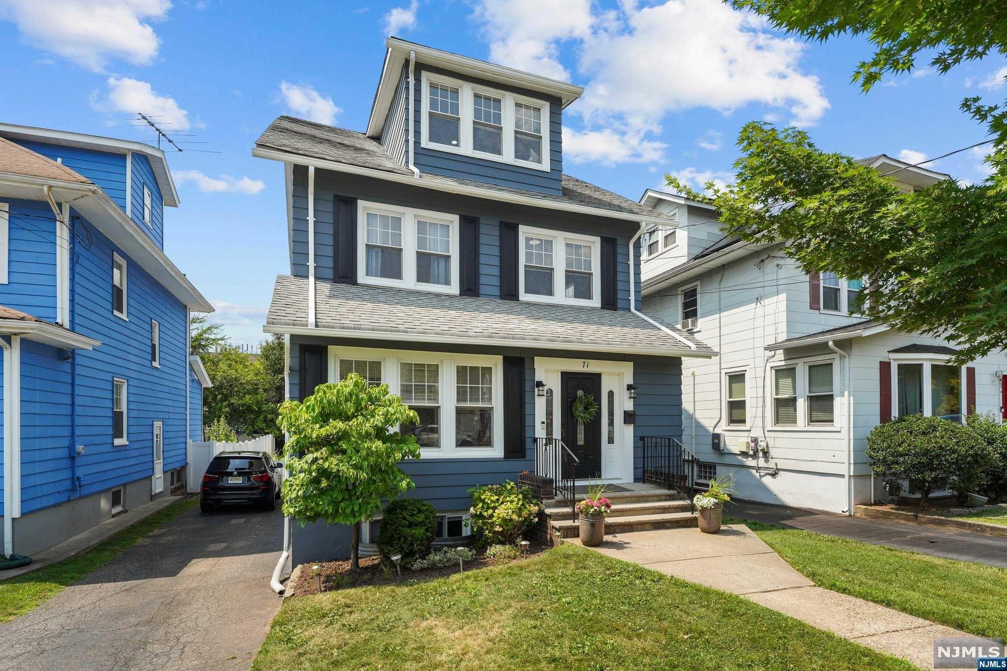 71 Elm Place