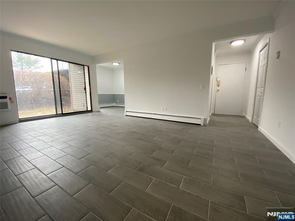 838 Main C
