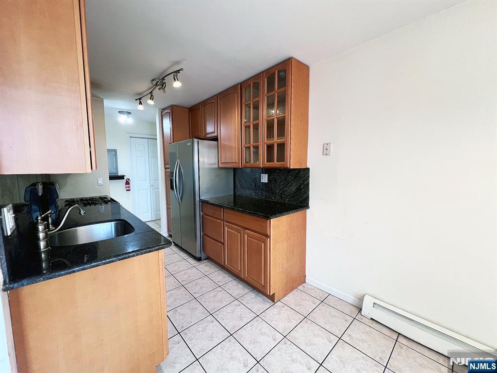 832 Main