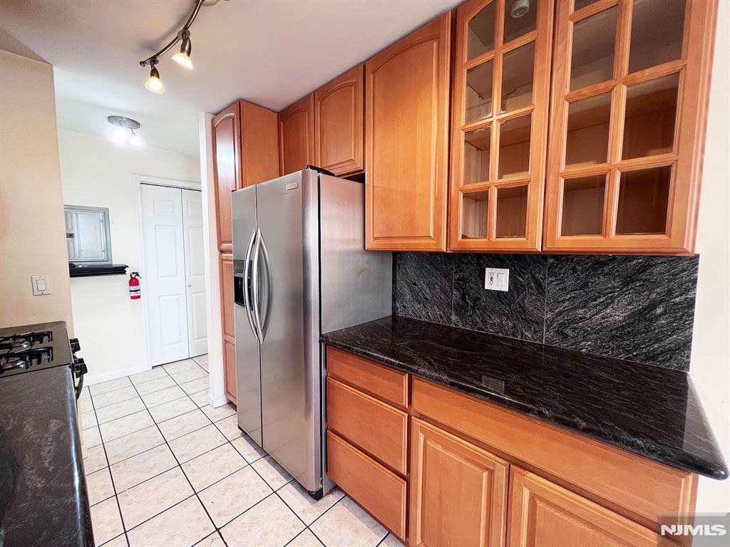 832 Main