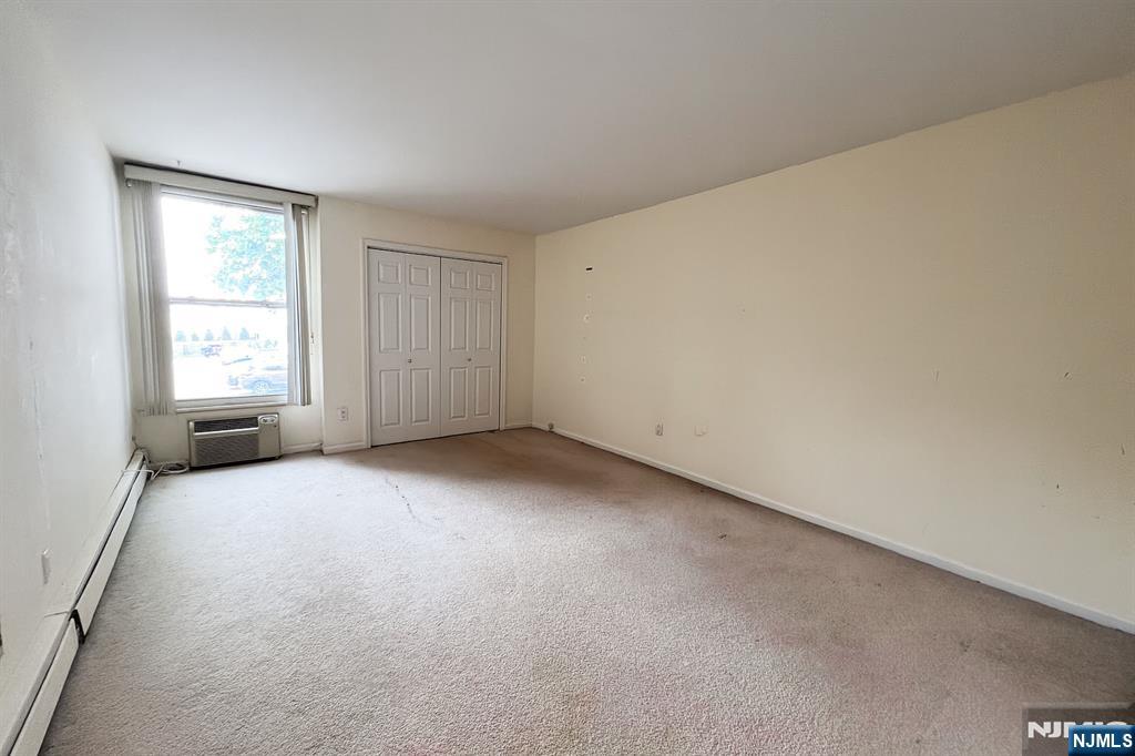 832 Main