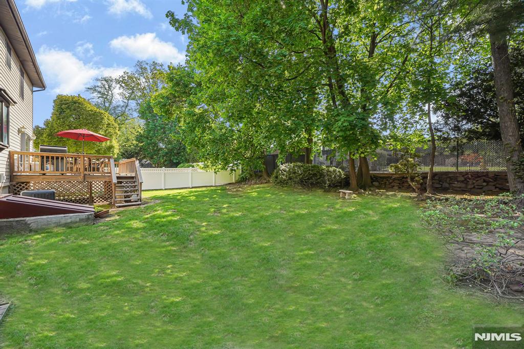 621 Bloomfield Avenue