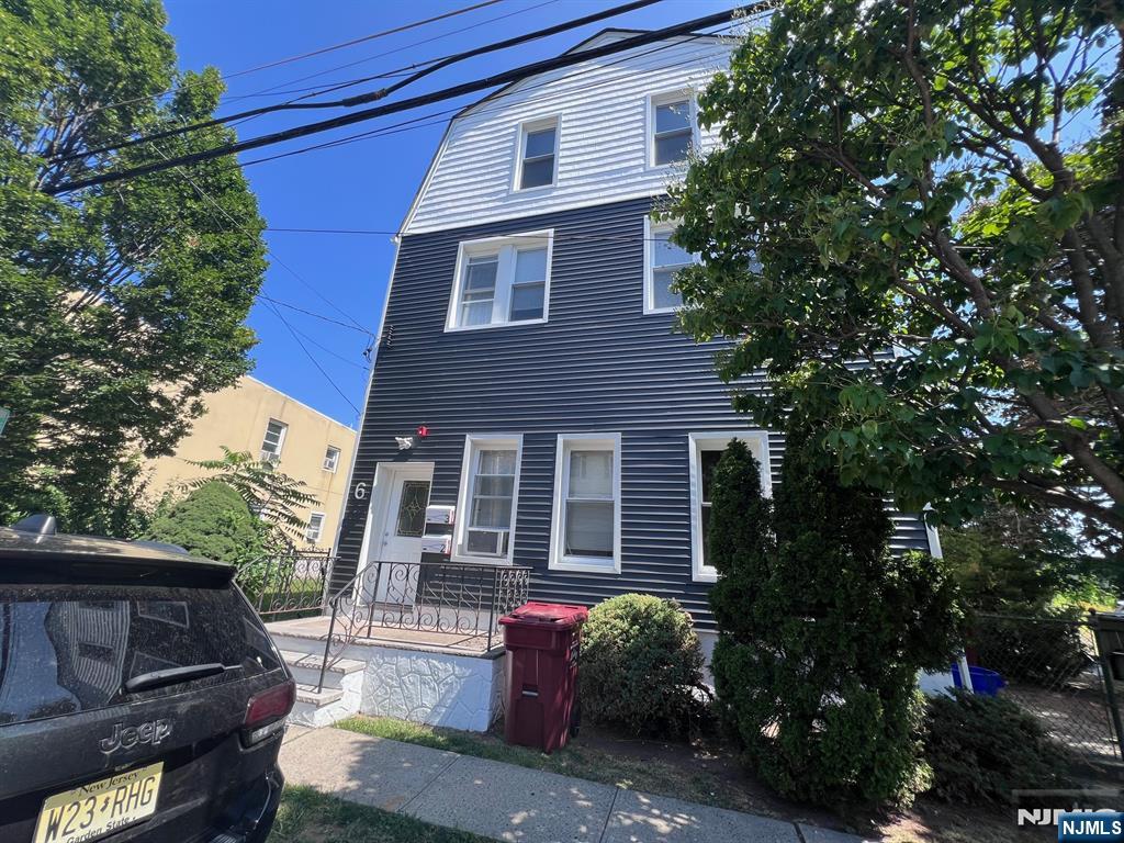 6 Hancox Avenue
