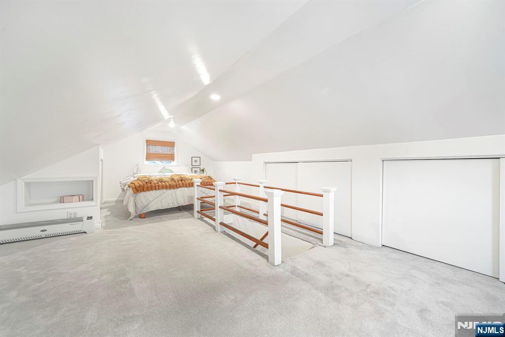 8 White Terrace