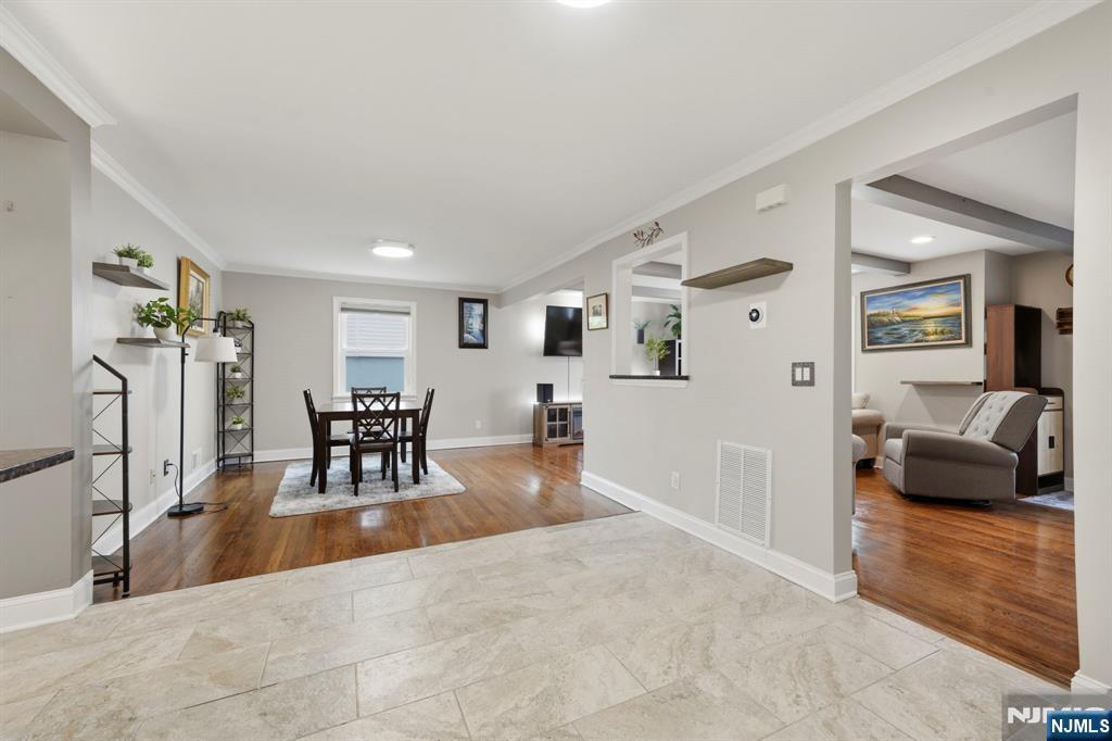 29 Fischer Avenue