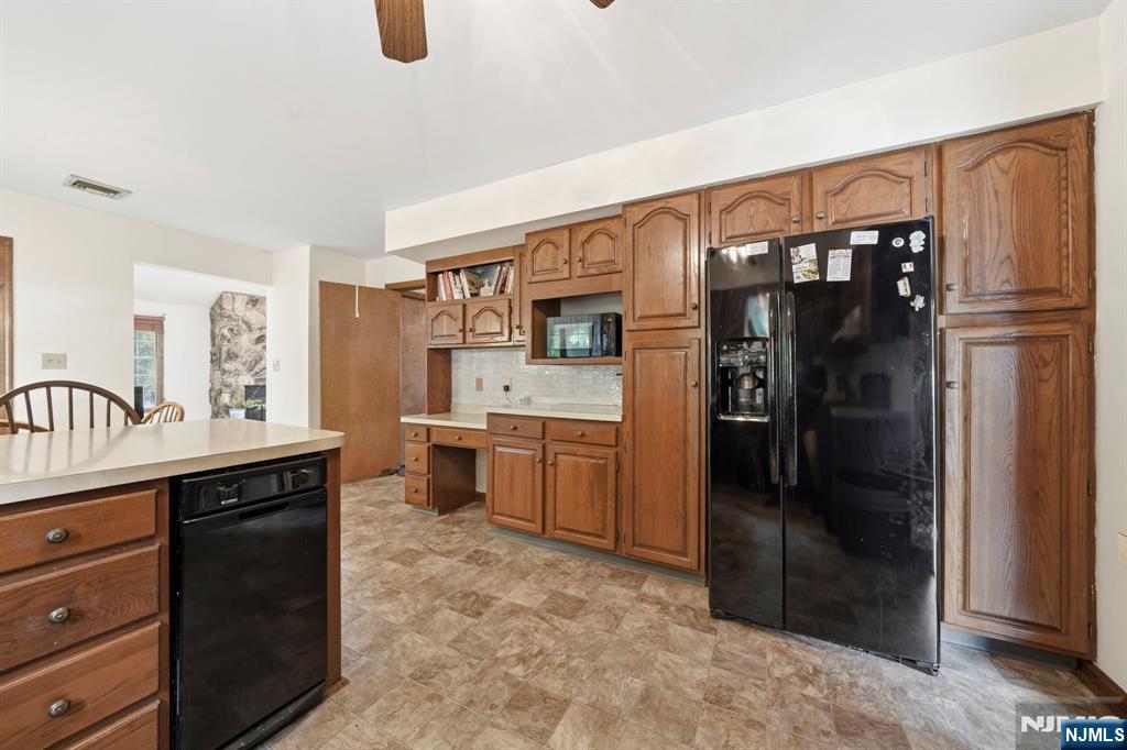 621 Bloomfield Avenue