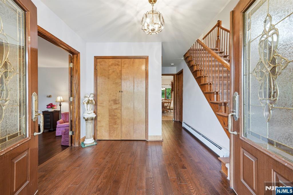 621 Bloomfield Avenue