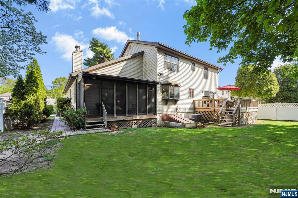 621 Bloomfield Avenue