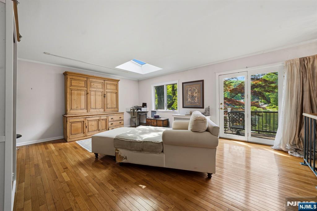 716 Colonial Road