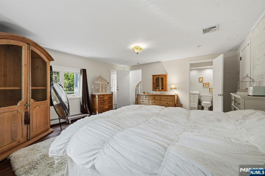 716 Colonial Road