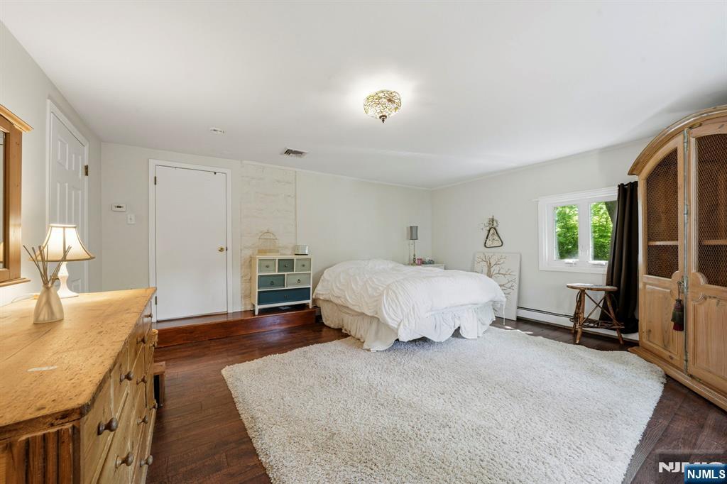 716 Colonial Road