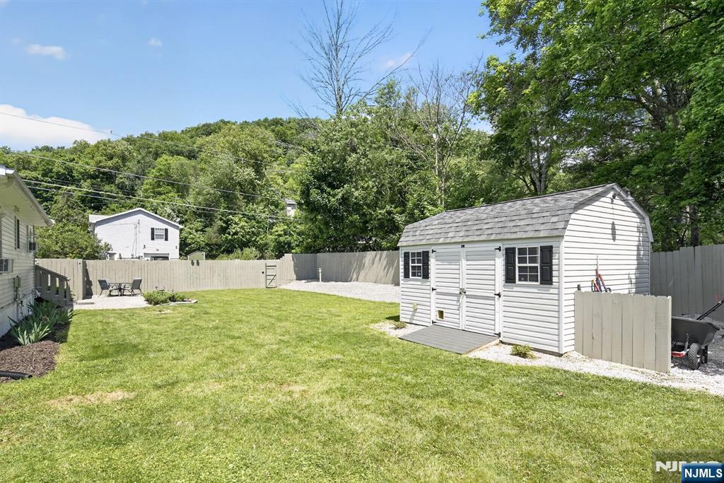 16 Clover Lane