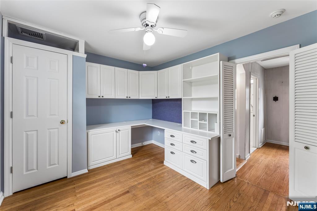 33 Myrtle Avenue