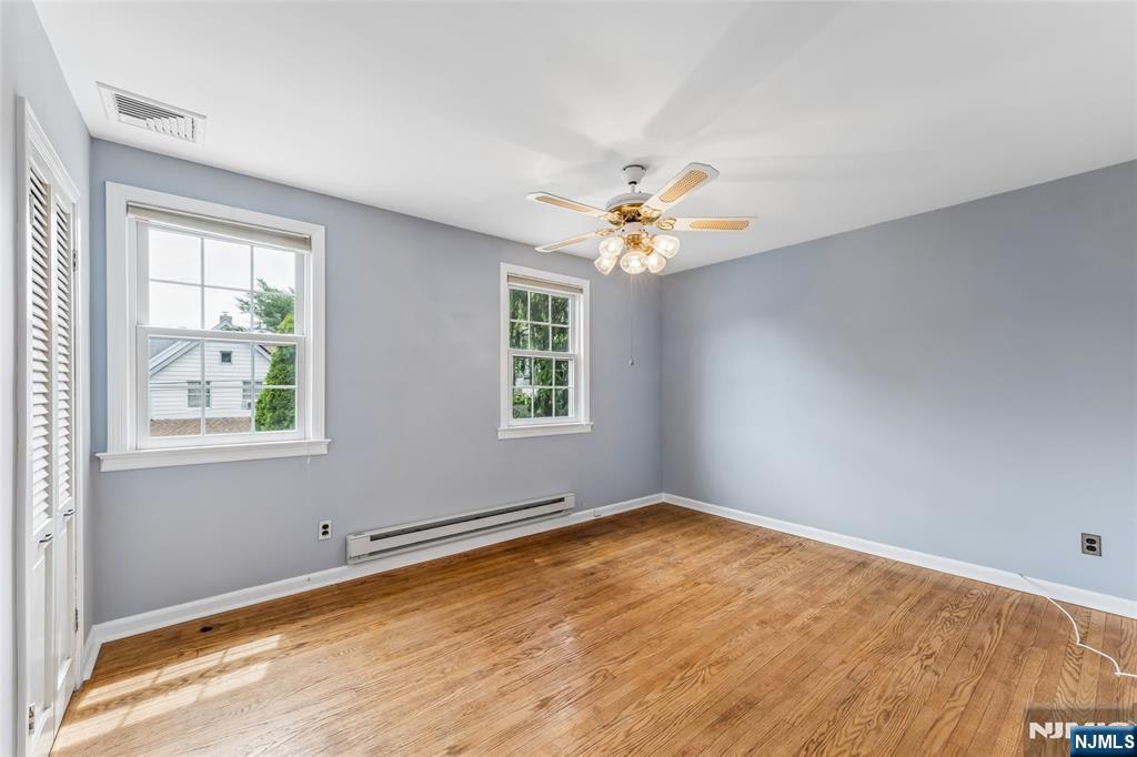 33 Myrtle Avenue