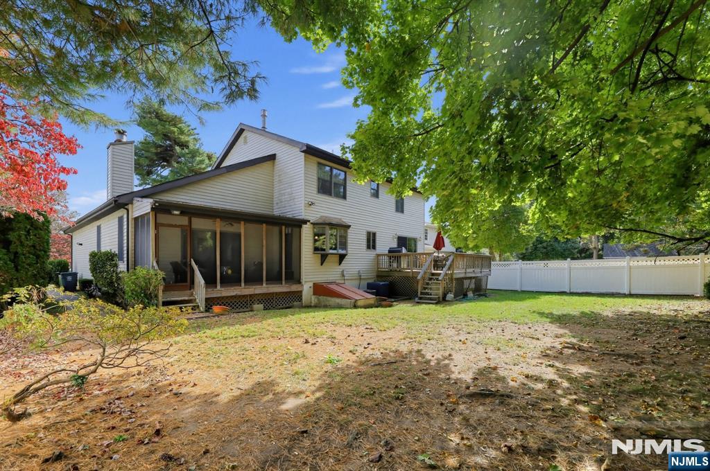 621 Bloomfield Avenue