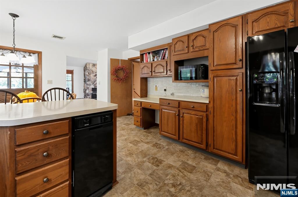 621 Bloomfield Avenue
