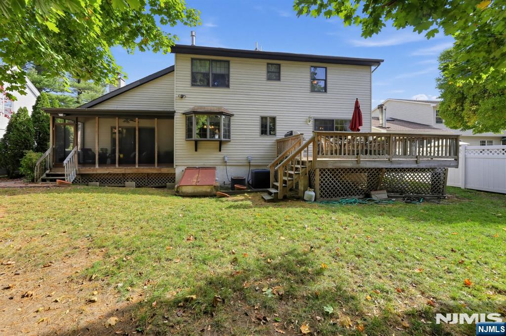 621 Bloomfield Avenue