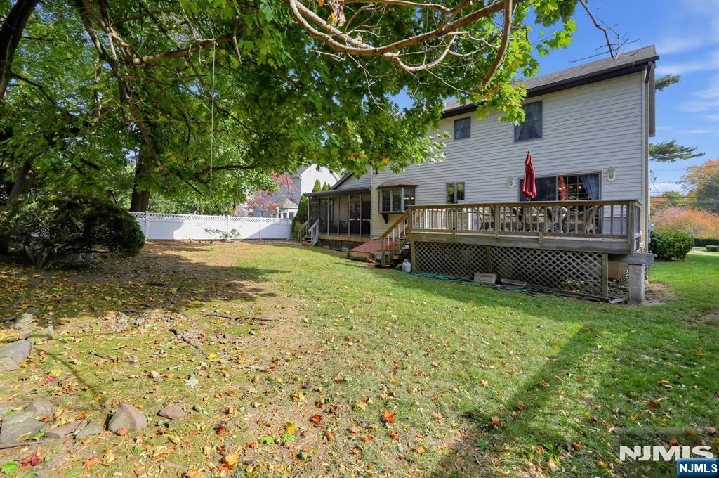 621 Bloomfield Avenue