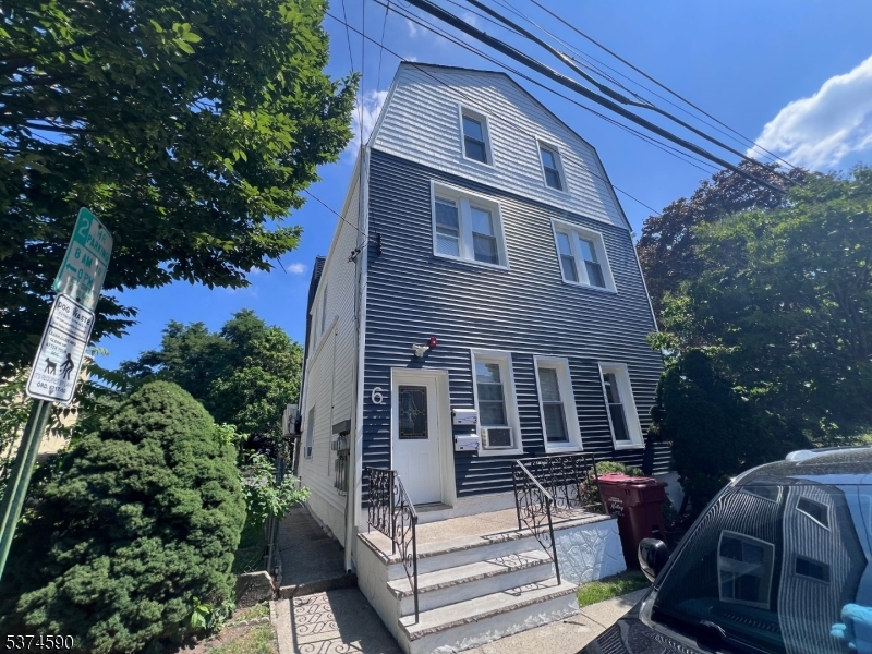6 Hancox Ave