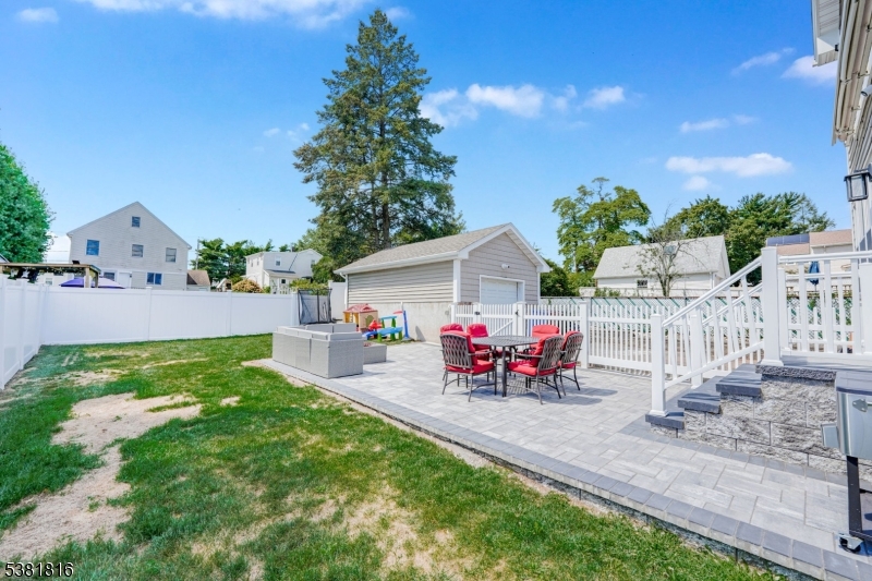 139 Ohlson Ave