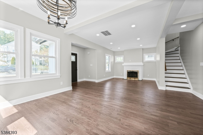 68 Cathedral Ave