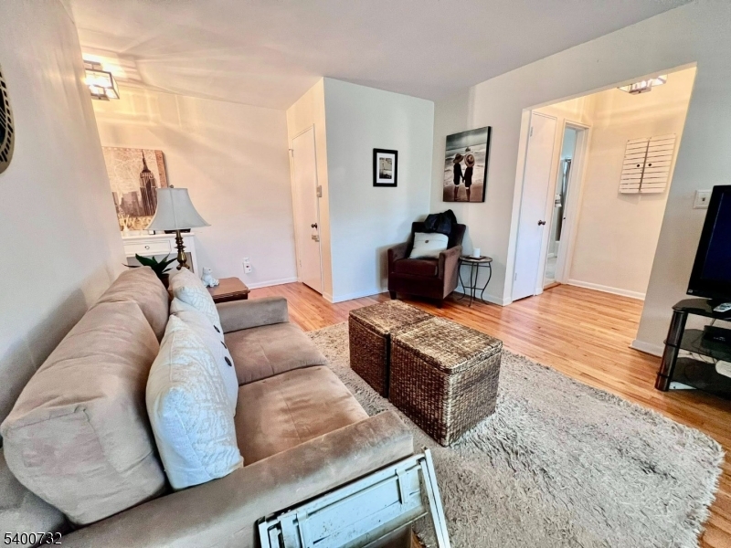 6-12 Hillside Ave C0207 2G