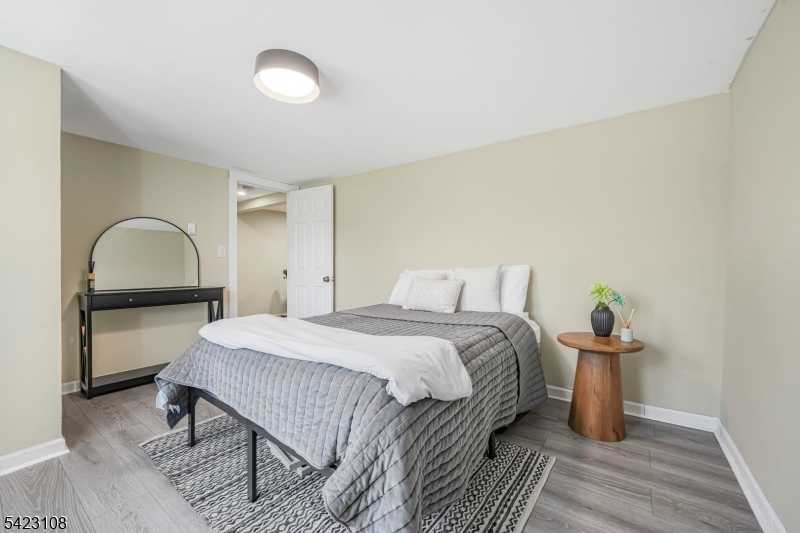 35 Zinnia Dr
