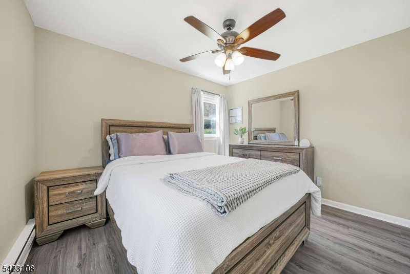 35 Zinnia Dr
