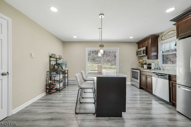 35 Zinnia Dr