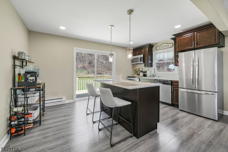 35 Zinnia Dr